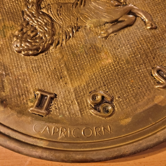 Peerage Capricorn zodiac plate - Picture 4 of 16